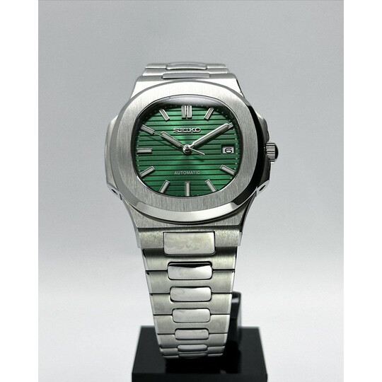 Custom Seiko Mod • Sunburst Green Nautilus • 40mm